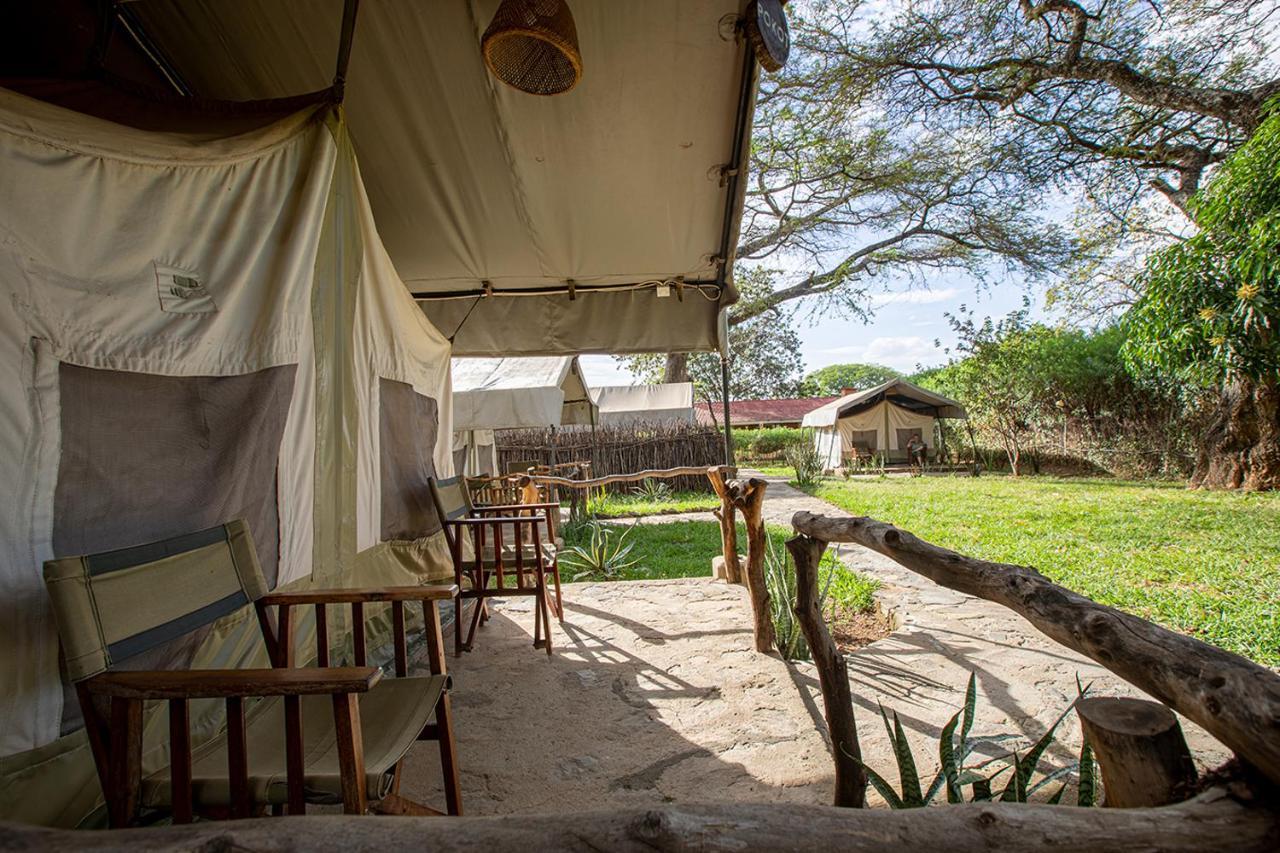 Bed and Breakfast Kara-Tunga Safari Camp Moroto Экстерьер фото