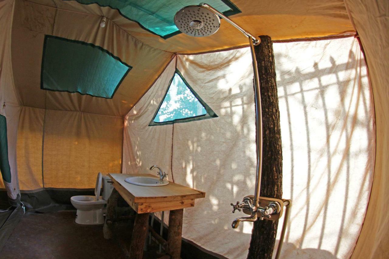 Bed and Breakfast Kara-Tunga Safari Camp Moroto Экстерьер фото